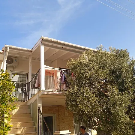 Genis 1+1 Ev 4/5 Kisi Çeşme